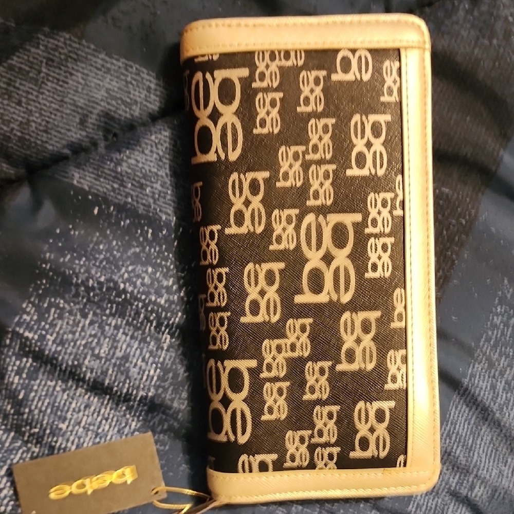bebe Logo Clutch Wallet